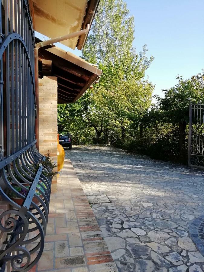 Luci Sui Monti Bed & Breakfast Sarnano Ngoại thất bức ảnh